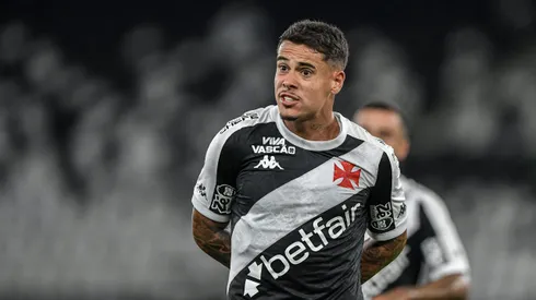 Lucas Freitas jogador do Vasco durante partida contra o Nova Iguacu no estadio Engenhao pelo campeonato Copa Do Brasil 2025.