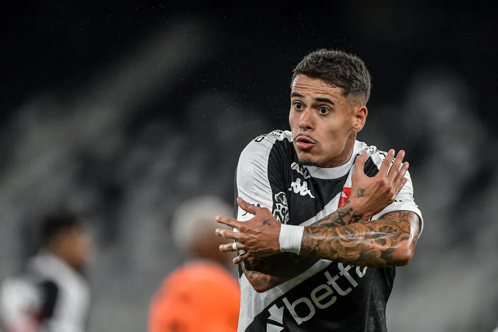 Lucas Freitas durante partida contra o Nova Iguaçu na Copa do Brasil de 2025. Foto: Thiago Ribeiro/AGIF