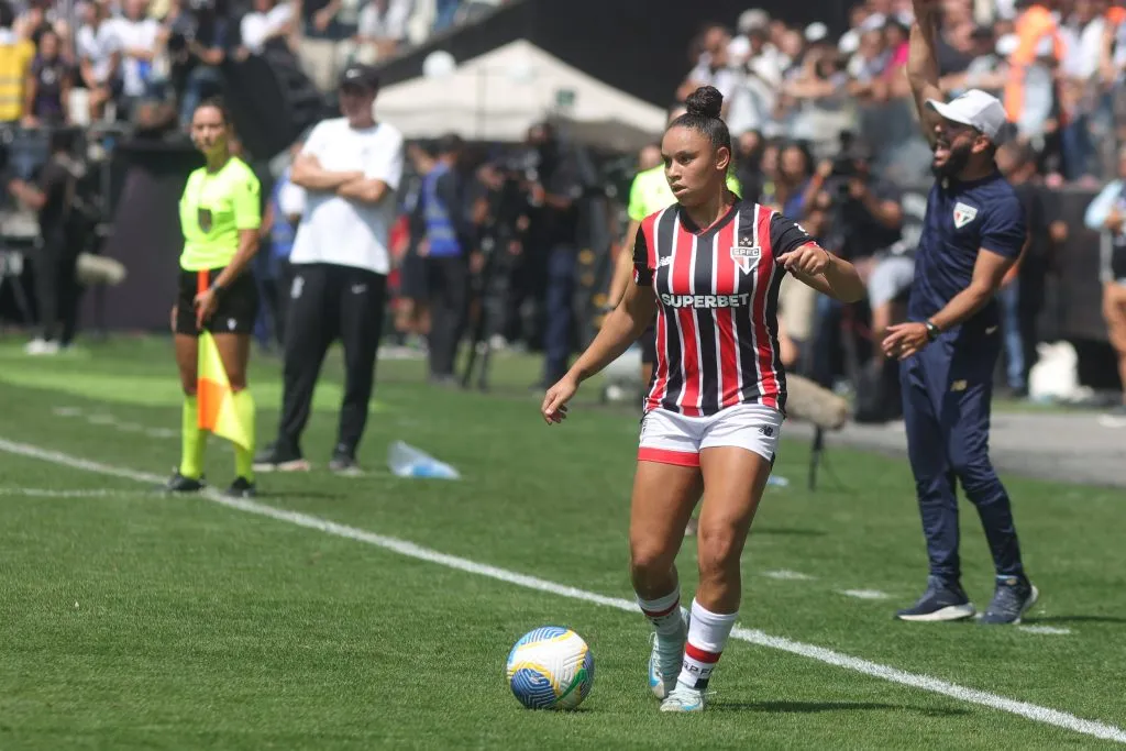 Jogadora do São Paulo (Crédito: Nilton Fukuda / São Paulo FC)
