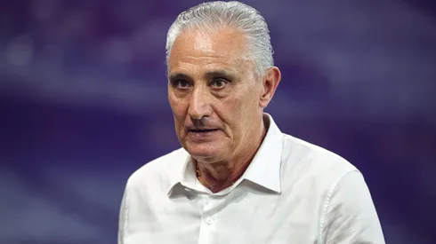 Tite durante confronto entre Cruzeiro x Flamengo no Brasileirão de 2023.