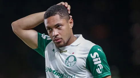 Vitor Roque jogador do Palmeiras durante partida contra o Sport no estadio Ilha do Retiro pelo campeonato Brasileiro A 2025.