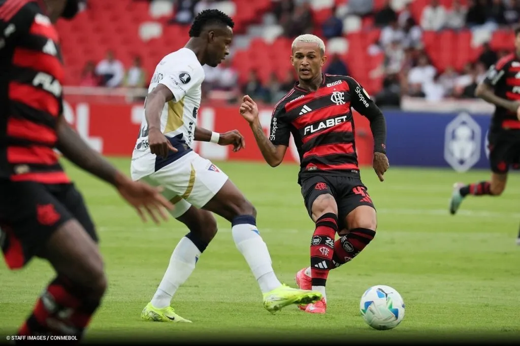 LDU x Flamengo pela Libertadores 2025
