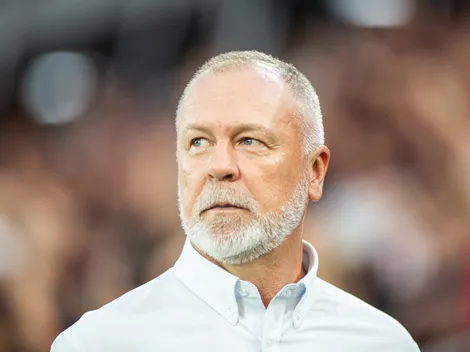 Mano Menezes surpreende e jogador descartado ganha chance no Grêmio