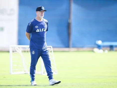 Mano Menezes sonha com dois reforços para o Grêmio
