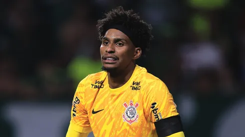 Hugo está à disposição do Corinthians novamente.