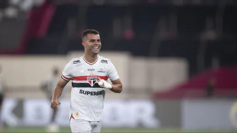 Alisson jogador do Sao Paulo durante partida contra o Botafogo no estadio Engenhao pelo campeonato Brasileiro A 2025. Foto: Thiago Ribeiro/AGIF
