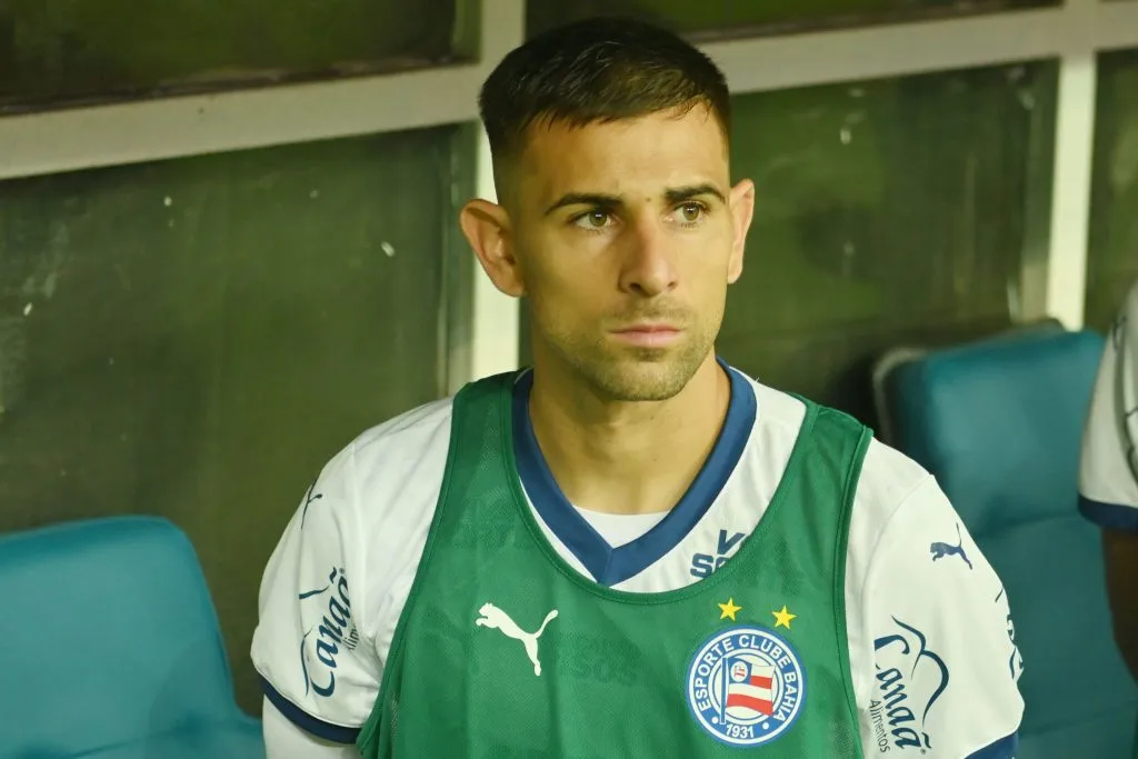 Acevedo durante partida contra o Corinthians no Campeonato Brasileiro de 2025. Foto: Walmir Cirne/AGIF