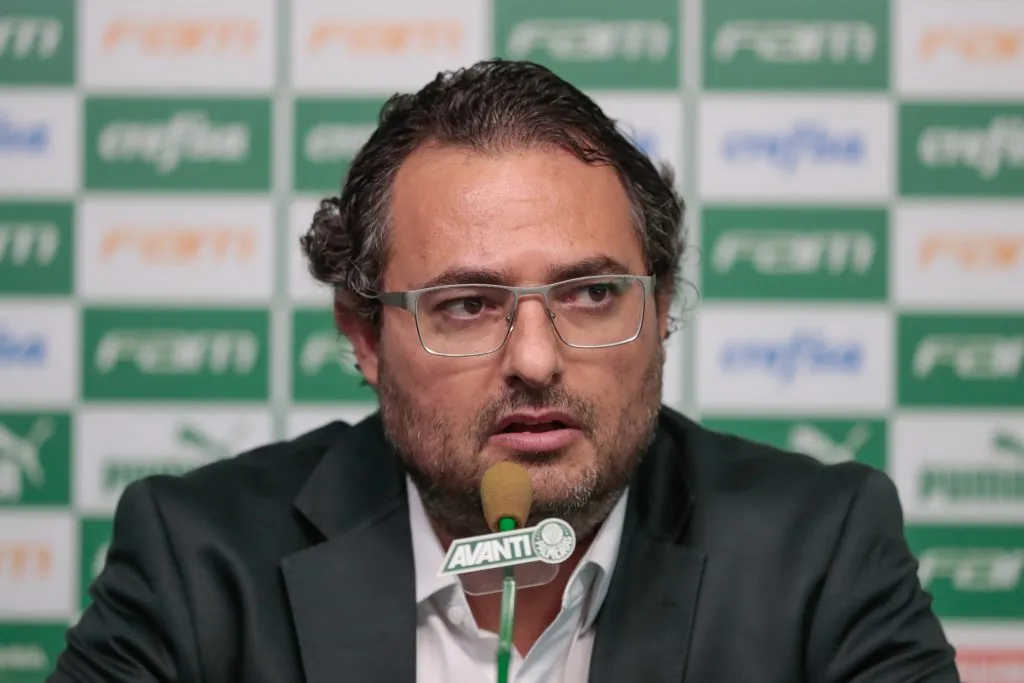 SP – Sao Paulo – 04/01/2019 – Apresentacao novos jogadores do Palmeiras – Alexandre Mattos diretor de futebol fala aos jornalista durante  apresentacao oficial de no Palmeiras em coletiva de imprensa no CT Academia de Futebol. Foto: Marcello Zambrana/AGIF