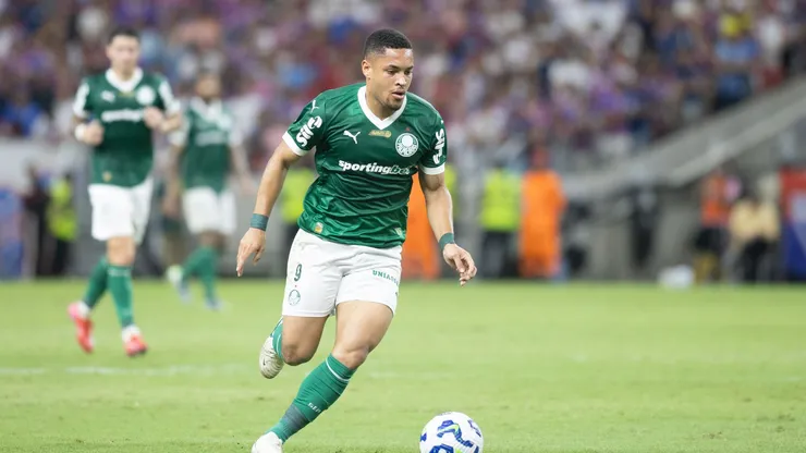 Vitor Roque, atacante do Palmeiras. Baggio Rodrigues/AGIF