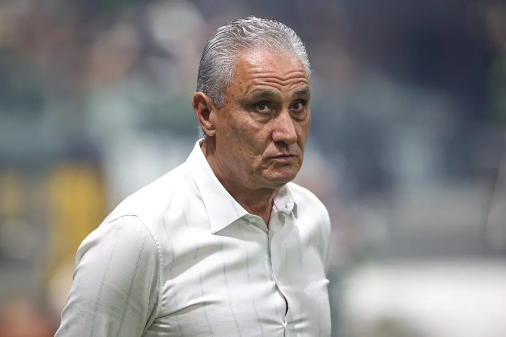 Tite durante partida entre Flamengo e Atlético-MG no Campeonato Brasileiro de 2024. Foto: Gilson Lobo/AGIF