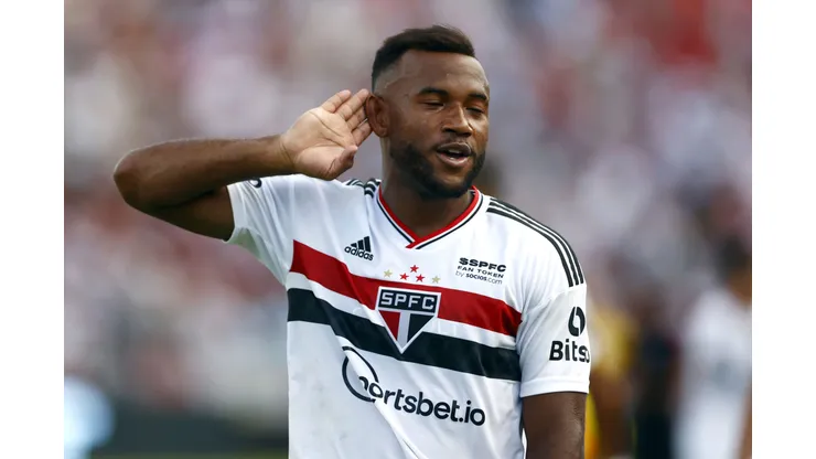 Luan durante confronto contra o Botafogo-SP no Campeonato Paulista de 2023.