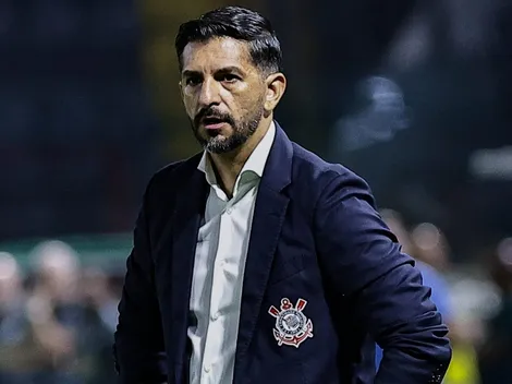 Emiliano responde sobre desabafo polêmico de Memphis Depay no Corinthians