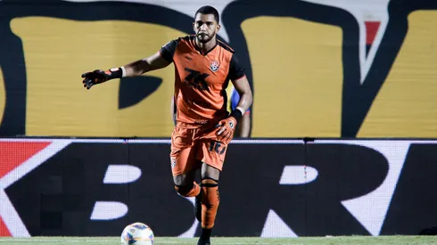 Lucas Arcanjo jogador do Vitoria durante partida contra o Jacobina no estadio Barradao pelo campeonato Baiano 2025. Foto: Jhony Pinho/AGIF