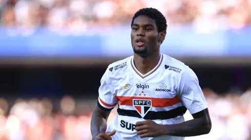 SP - SAO PAULO - 20/04/2025 - BRASILEIRO A 2025, SAO PAULO X SANTOS - Lucas Ferreira jogador do Sao Paulo durante partida contra o Santos no estadio Morumbi pelo campeonato Brasileiro A 2025. Foto: Marcello Zambrana/AGIF
