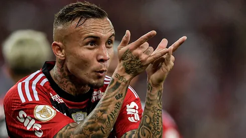– Everton Cebolinha jogador do Flamengo comemora seu gol durante partida contra o Gremio