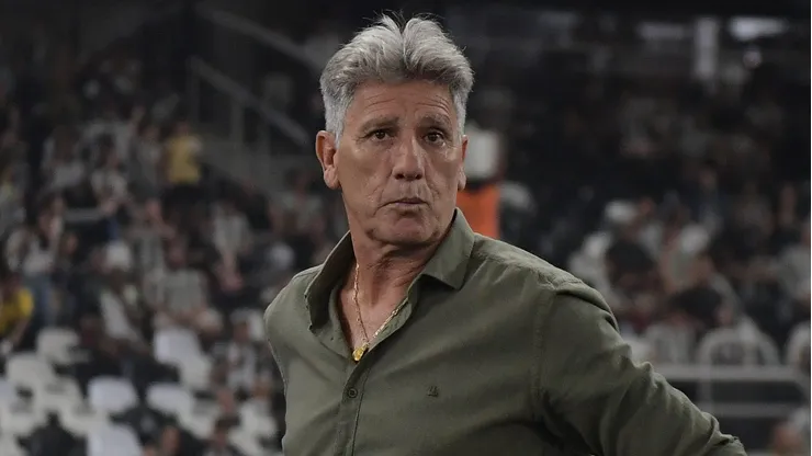 Renato Gaúcho durante confronto contra o Fluminense no Brasileirão de 2025.