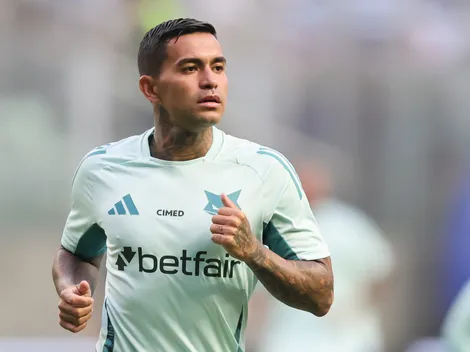 Pedro Lourenço tem ação revelada contra Dudu no Cruzeiro após polêmica