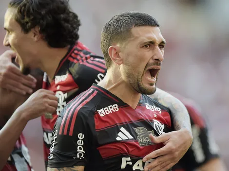 Arrascaeta bate recorde 'absurdo' no Flamengo após goleada e torcida vai à loucura