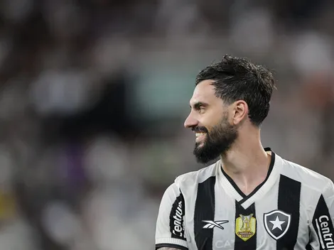 Renato Paiva manda a real sobre Mastriani e expõe mudança no Botafogo
