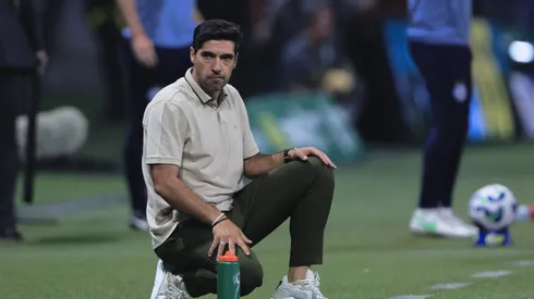 SP – SAO PAULO – 27/04/2025 – BRASILEIRO A 2025, PALMEIRAS X BAHIA – Abel Ferreira tecnico do Palmeiras durante partida contra o Bahia no estadio Arena Allianz Parque pelo campeonato Brasileiro A 2025. Foto: Ettore Chiereguini/AGIF