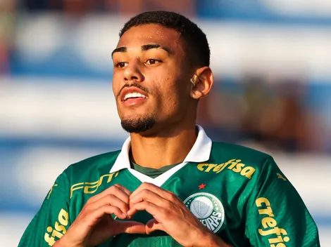 Promessa do Palmeiras se destaca na base e viraliza com elogio inusitado