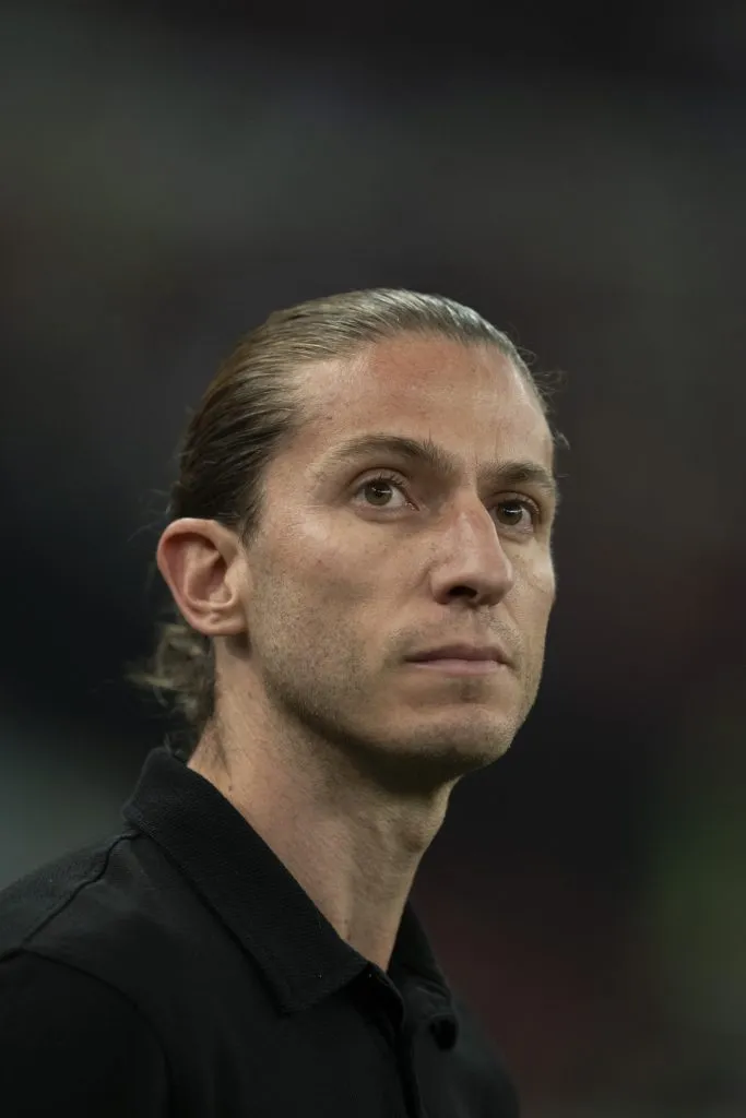Filipe Luis tecnico do Flamengo durante partida contra o Vasco no estadio Maracana pelo campeonato Brasileiro A 2025. Foto: Jorge Rodrigues/AGIF