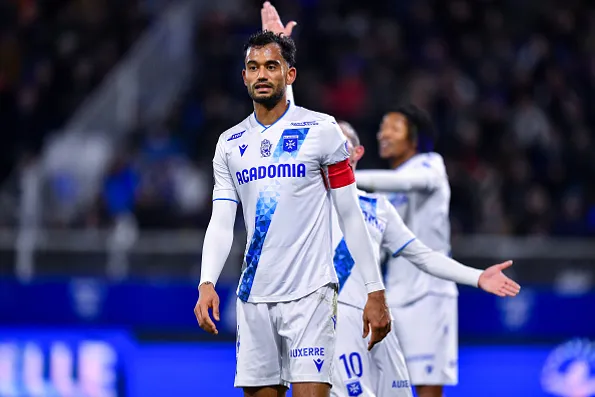 Jubal atuando no Auxerre em 2024 –  (Photo by Franco Arland/Getty Images)
