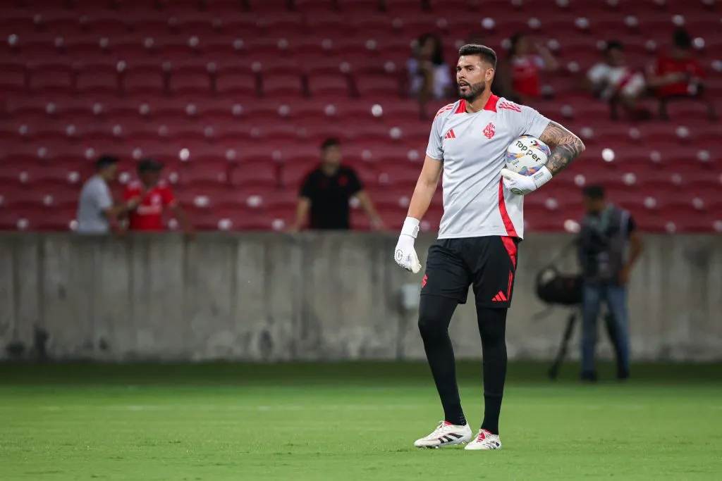 Ivan goleiro do Internacional durante partida contra o Avenida  pelo campeonato Gaúcho 2025. Foto: Maxi Franzoi/AGIF