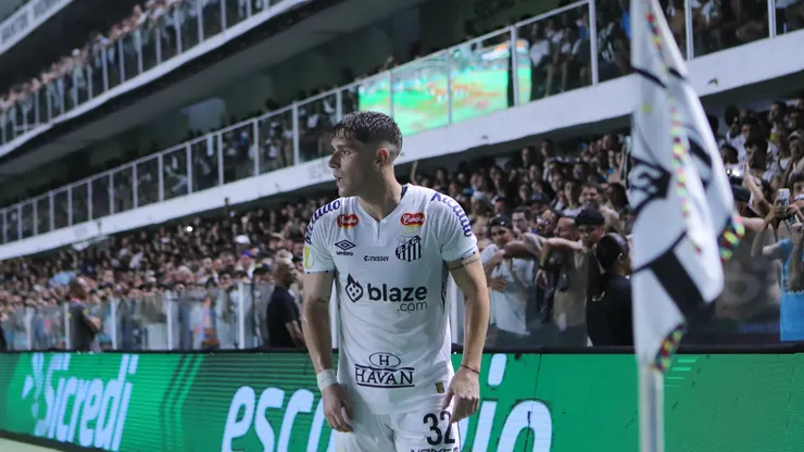 Rollheiser, meia do Santos, que poderia ter ido para o Flamengo. Fabio Giannelli/AGIF