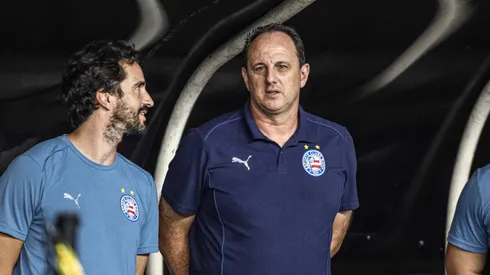 PA – BELEM – 30/04/2025 – COPA DO BRASIL 2025, PAYSANDU X BAHIA – Rogerio Ceni tecnico do Bahia durante partida contra o Paysandu no estadio Mangueirao pelo campeonato Copa Do Brasil 2025. Foto: Marcos Junior/AGIF