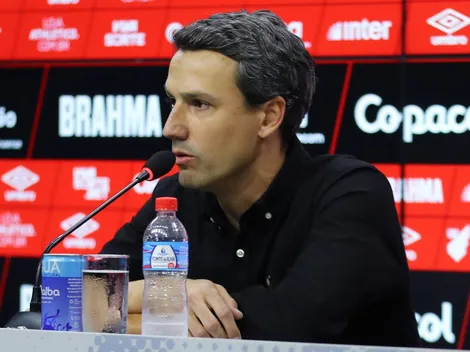 Rodrigo Possebon, diretor do Athletico, explica demissão de Barbieri