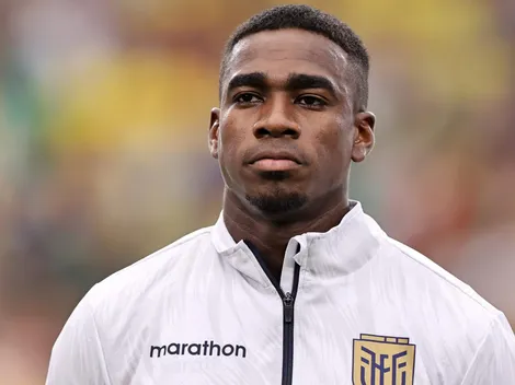 Vasco contata Félix Torres e Corinthians põe valores na mesa