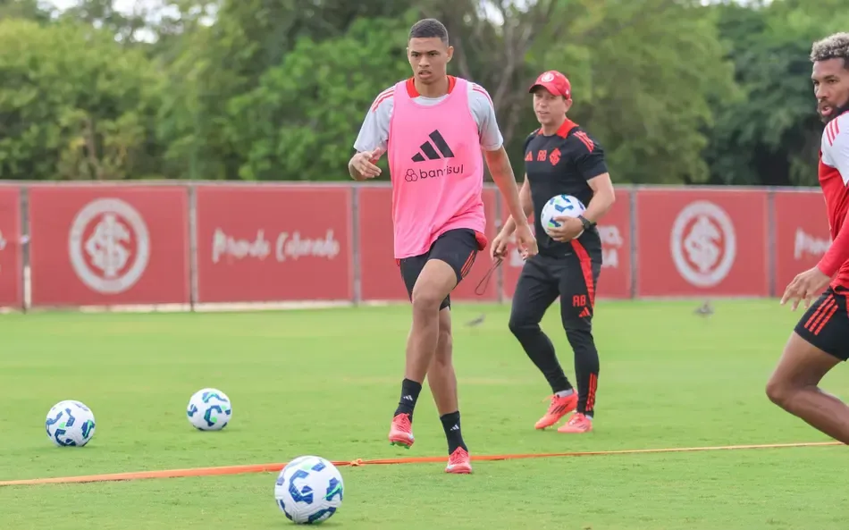 Diego Rosa treinando no Inter – Foto: Reprodução/SCI