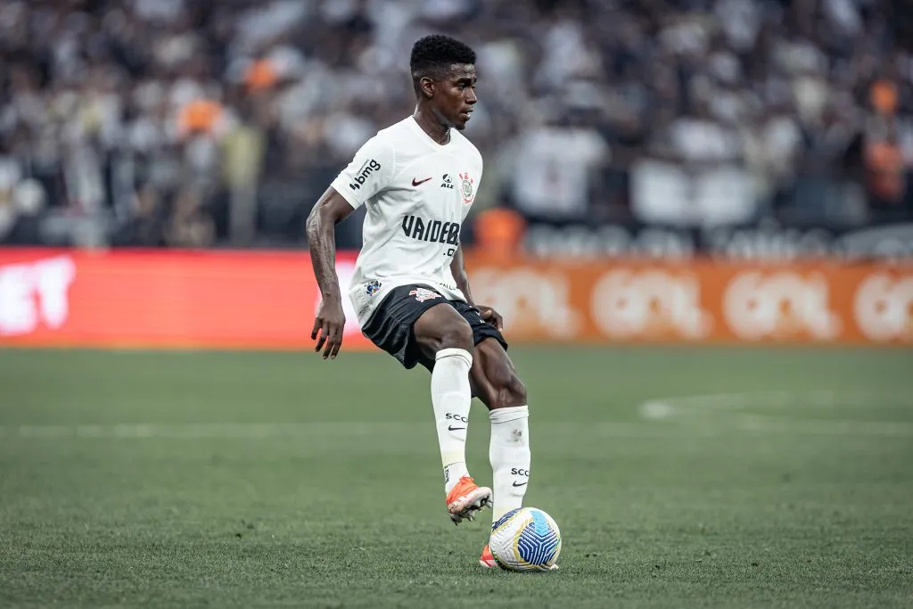 SP – SAO PAULO – 14/04/2024 – BRASILEIRO A 2024, CORINTHIANS X ATLETICO-MG – Felix Torres jogador do Corinthians durante partida contra o Atletico-MG no estadio Arena Corinthians pelo campeonato Brasileiro A 2024. Foto: Leonardo Lima/AGIF