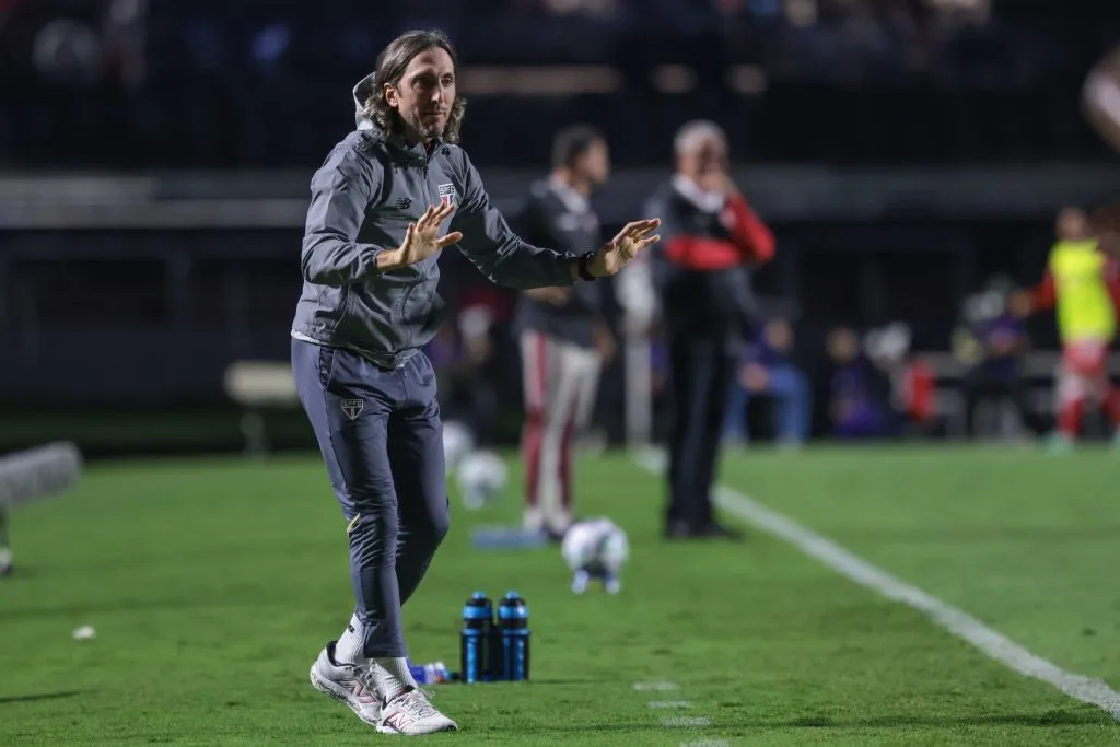 Zubeldía, técnico do São Paulo. Foto: Marcello Zambrana/AGIF