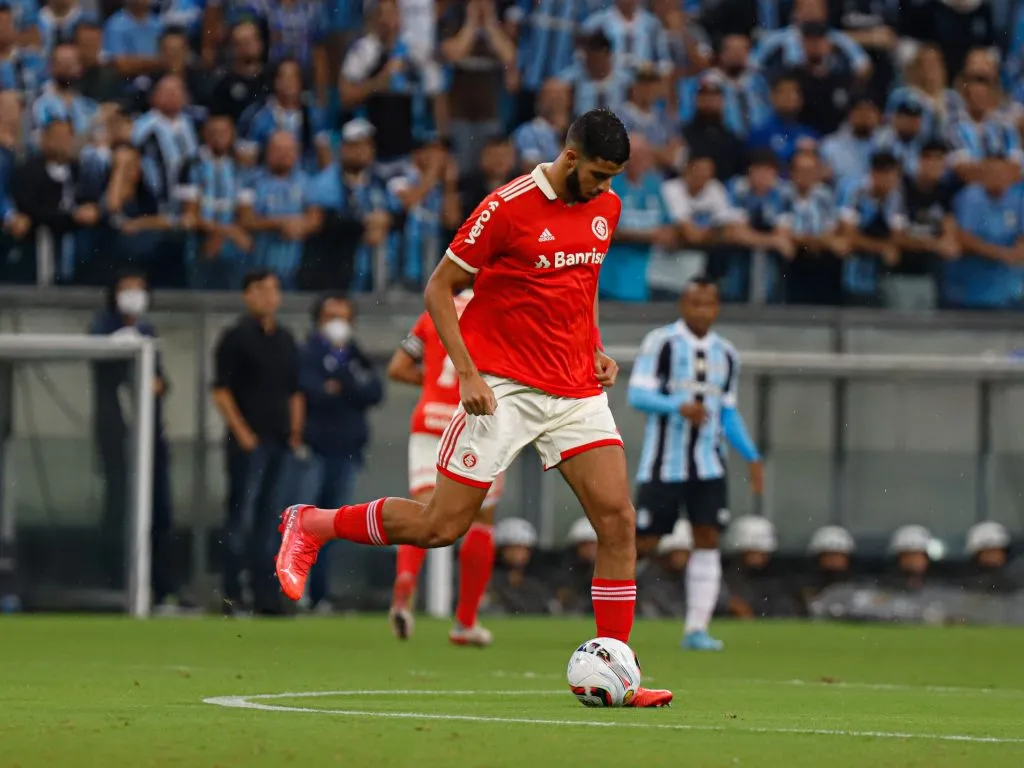 RS – Porto Alegre – 24/03/2022 – GAUCHO 2022, GREMIO X INTERNACIONAL – Kaique Rocha jogador do Internacional durante partida contra o Gremio no estadio Arena do Gremio pelo campeonato Gaucho 2022. Foto: Maxi Franzoi/AGIF