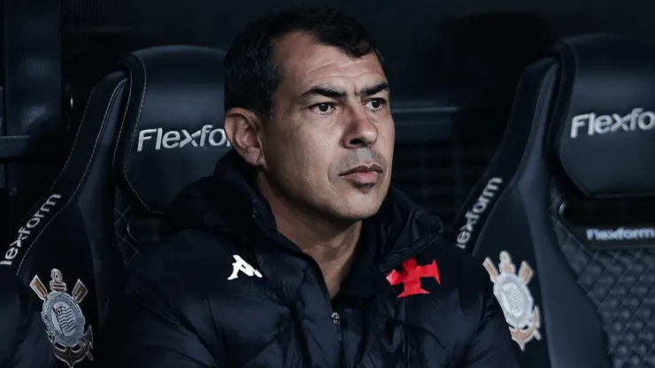 Fabio Carille técnico do Vasco durante partida contra o Corinthians no estádio Arena Corinthians pelo campeonato Brasileiro A 2025. Foto: Fabio Giannelli/AGIF