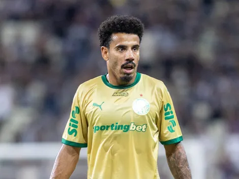 Lucas Evangelista não se esconde e dispara sobre Vitor Roque após gol perdido no Palmeiras