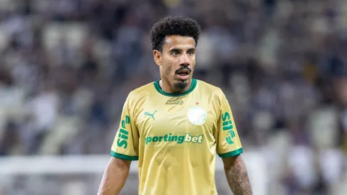 CE – FORTALEZA – 30/04/2025 – COPA DO BRASIL 2025, CEARA X PALMEIRAS – Lucas evangelista jogador do Palmeiras durante partida contra o Ceara no estadio Arena Castelao pelo campeonato Copa Do Brasil 2025. Foto: Baggio Rodrigues/AGIF