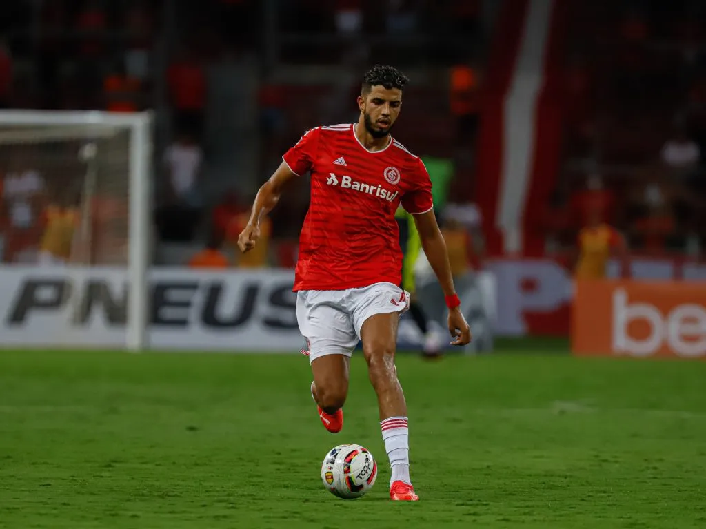 Kaique Rocha jogador do Internacional durante partida contra o Brasil de Pelotas no estadio Beira-Rio pelo campeonato Gaúcho 2022. Foto: Maxi Franzoi/AGIF