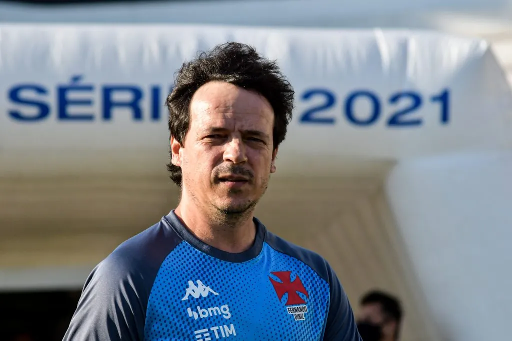 RJ – Rio de Janeiro – 16/10/2021 – BRASILEIRO B 2021, VASCO X CORITIBA – Fernando Diniz tecnico do Vasco durante partida contra o Coritiba no estadio Sao Januario pelo campeonato Brasileiro B 2021. Foto: Thiago Ribeiro/AGIF