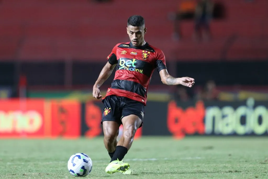Hereda durante a partida entre Sport e Red Bull Bragantino no Campeonato Brasileiro de 2025. Foto: Marlon Costa/AGIF