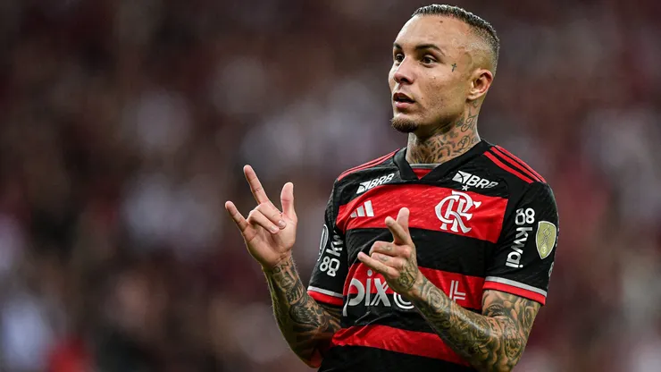 Everton Cebolinha jogador do Flamengo comemora seu gol durante partida contra o Bolivar no estadio Maracana pelo campeonato Copa Libertadores 2024.