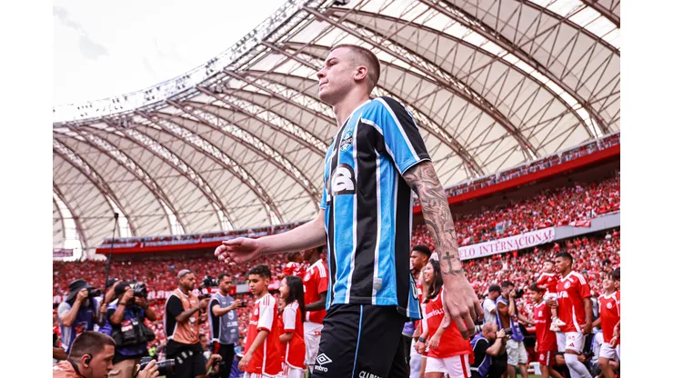 Igor Serrote jogador do Grêmio