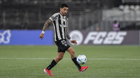 Santiago Rodríguez, meia do Botafogo. Thiago Ribeiro/AGIF