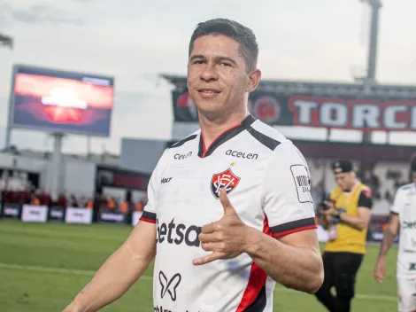 Osvaldo projeta duelo entre Vitória x Vasco pelo Brasileirão