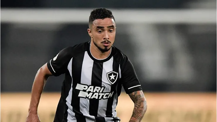 Rafael durante confronto contra o Fortaleza no Brasileirão de 2023.