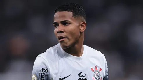 Wesley durnte partida entre Corinthians x Grêmio no Brasileirão 2024.