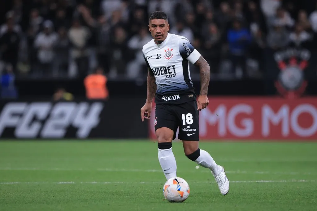SP – SAO PAULO – 28/05/2024 – COPA SUL-AMERICANA 2024, CORINTHIANS X RACING-URU – Paulinho jogador do Corinthians durante partida contra o Racing-URU no estadio Arena Corinthians pelo campeonato Copa Sul-Americana 2024. Foto: Ettore Chiereguini/AGIF