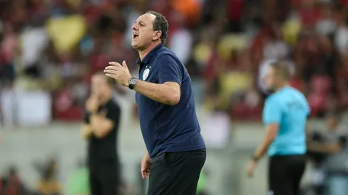 Rogerio Ceni tecnico do Bahia durante partida contra o Flamengo no estadio Maracana pelo campeonato Brasileiro A 2025. Foto: Thiago Ribeiro/AGIF